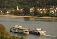 Museumsschiff Fahrt durchs Gebirge (Mittelrhein), bei Rhein-km 575, Foto 5354 Thomas Becker